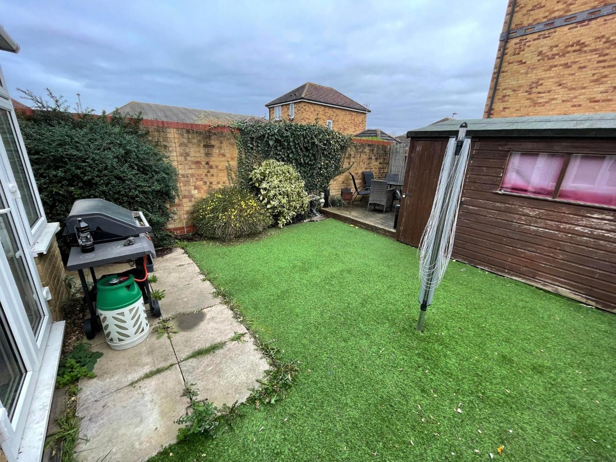 Entire 3 Bedroom End Of Terrace House! Thamesmead  Dış mekan fotoğraf